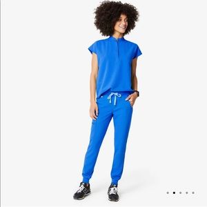 Figs Scrub Top Oriental color XS black